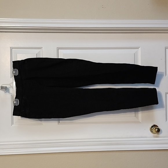 Levi Strauss Jeans - Picture 3 of 4